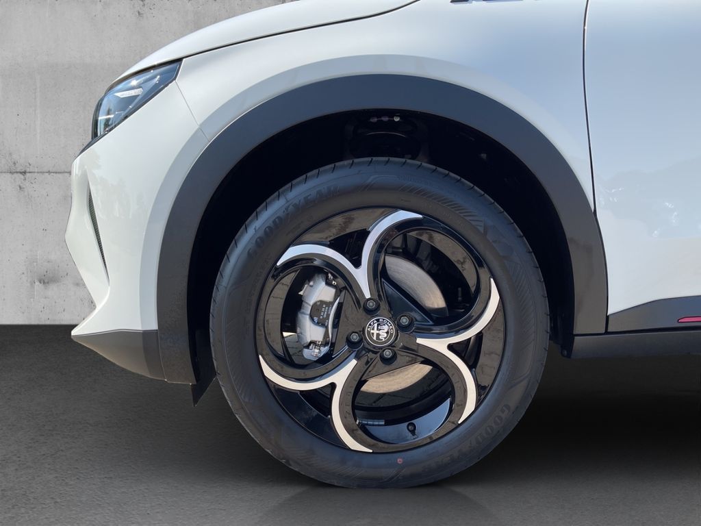 Alfa Romeo Junior 2025