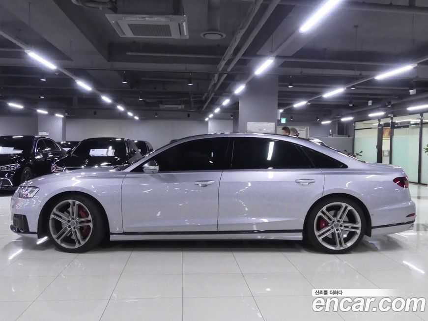Audi S8 2020