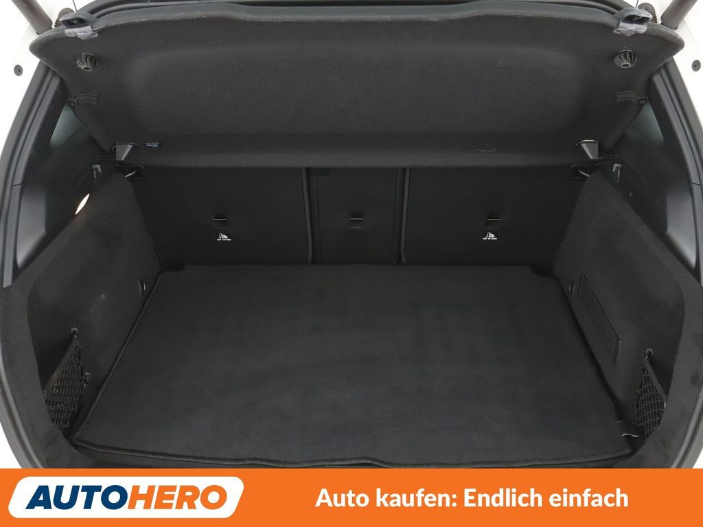 Mercedes-Benz B 220 2023