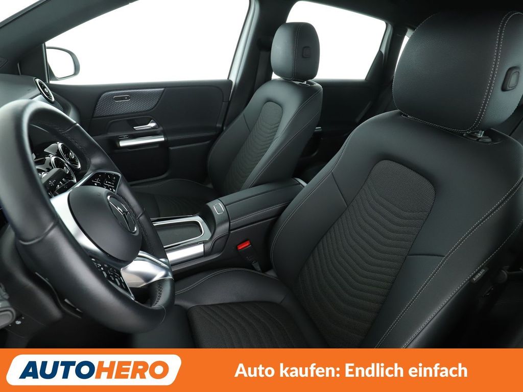 Mercedes-Benz B 220 2023