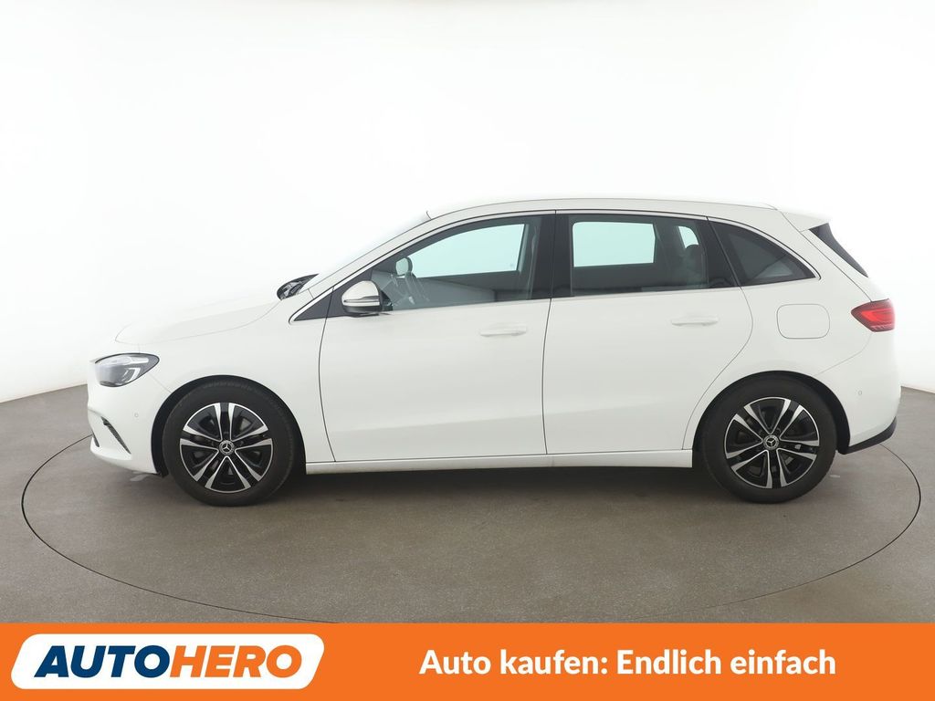 Mercedes-Benz B 220 2023