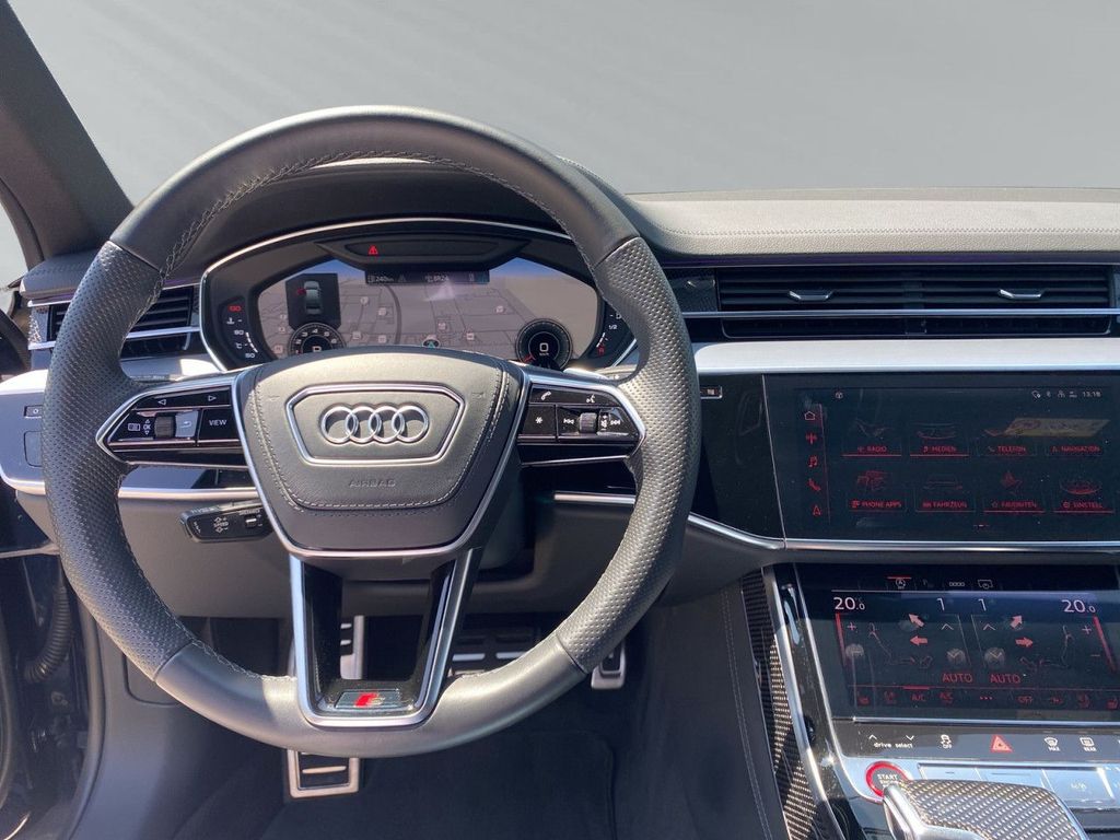 Audi S8 2022