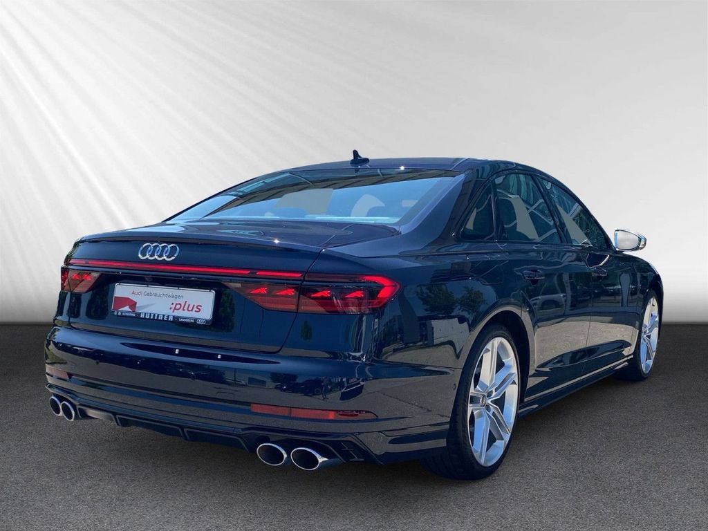 Audi S8 2022