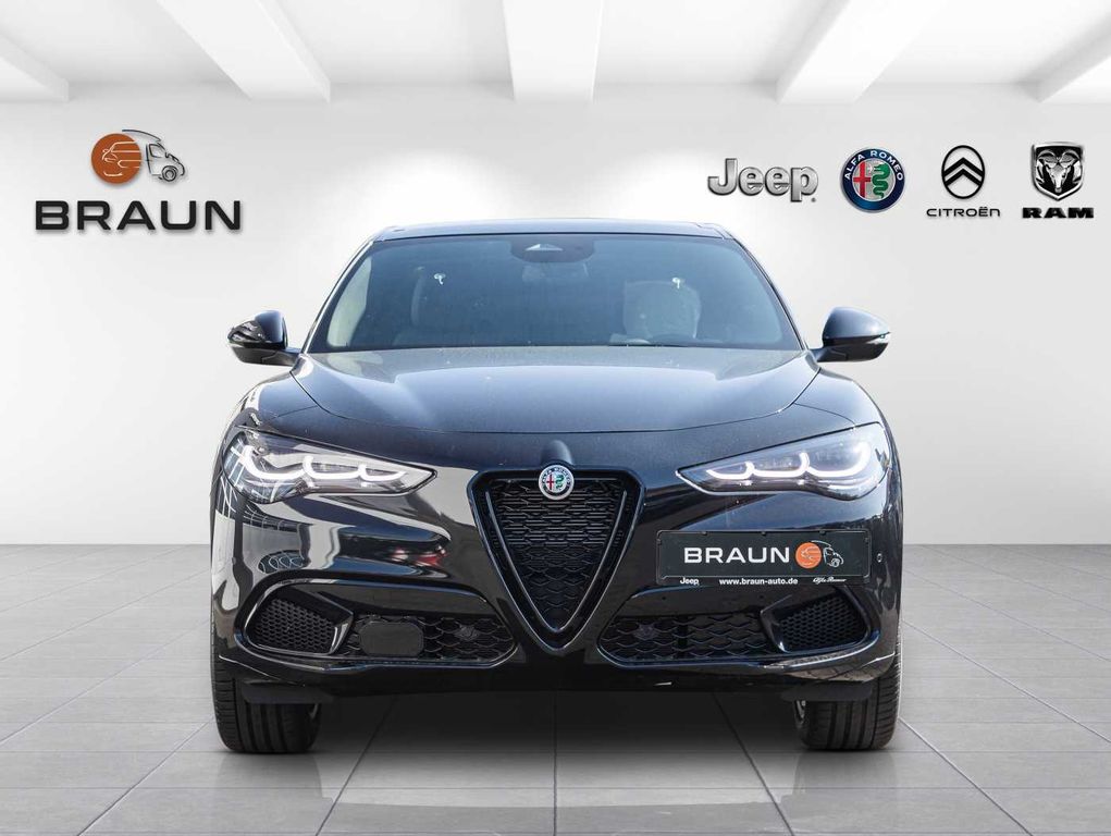 Alfa Romeo Stelvio 2025
