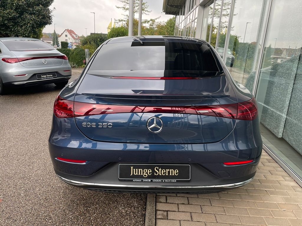 Mercedes-Benz EQE 2024