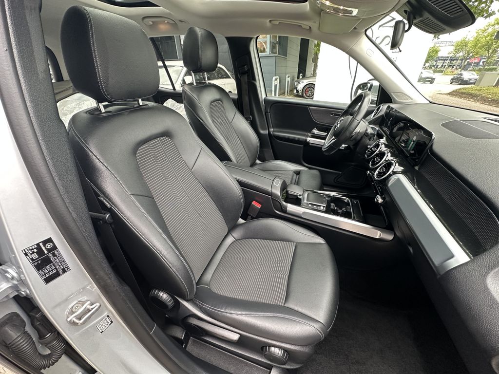 Mercedes-Benz GLB 180 2022