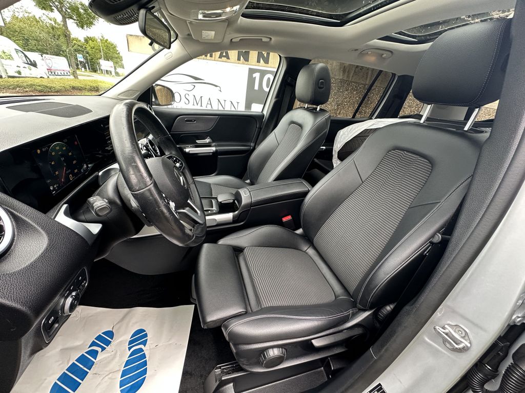 Mercedes-Benz GLB 180 2022