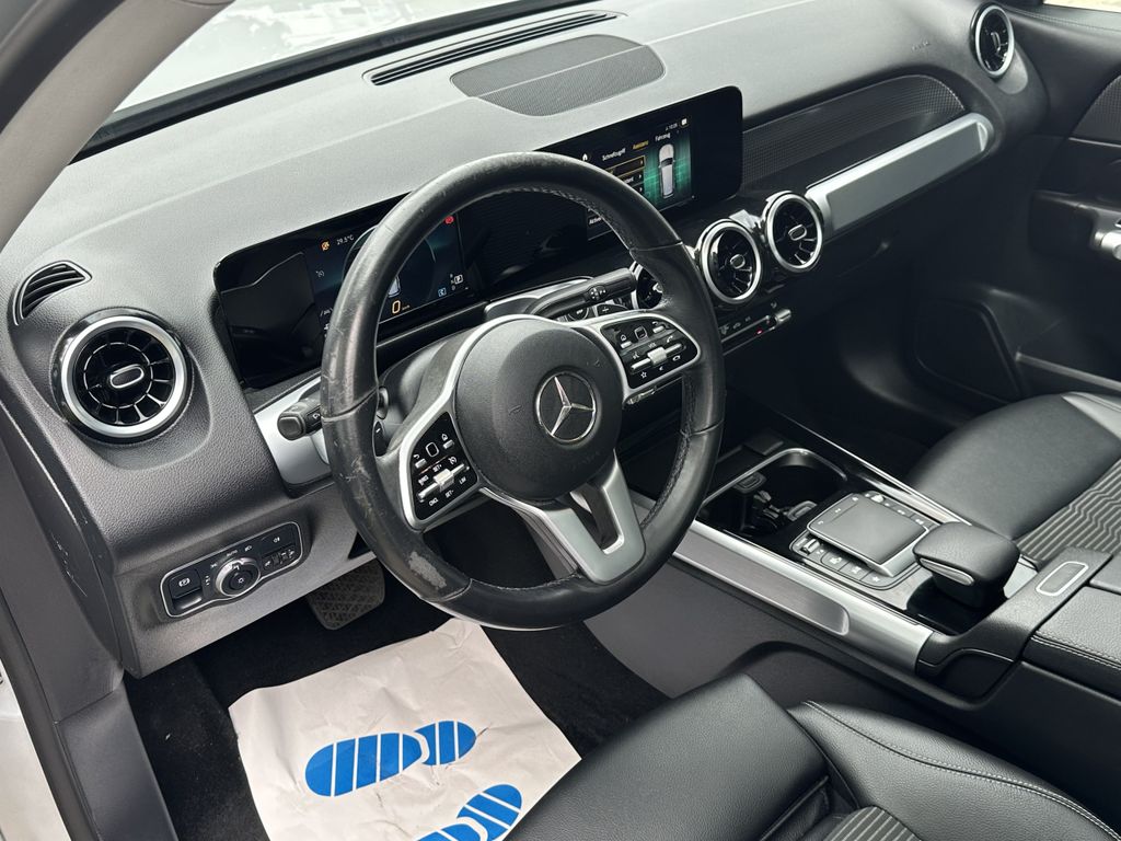 Mercedes-Benz GLB 180 2022