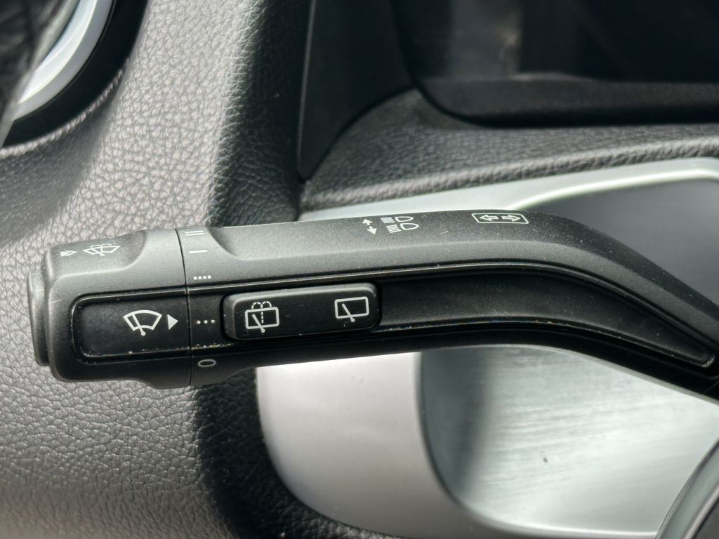 Mercedes-Benz GLB 180 2022