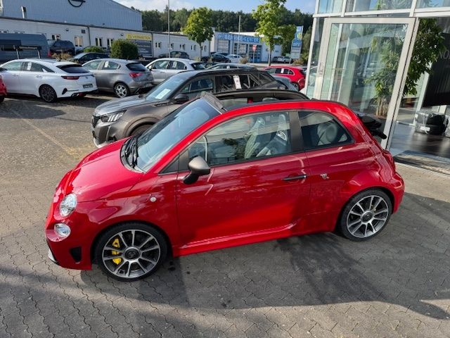 Abarth 695C 2024
