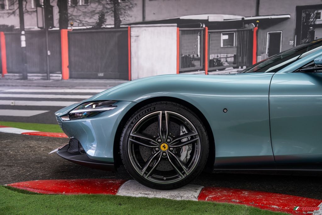 Ferrari Roma 2024