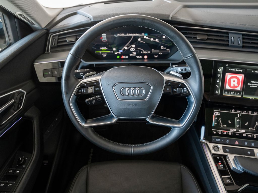 Audi e-tron 2022