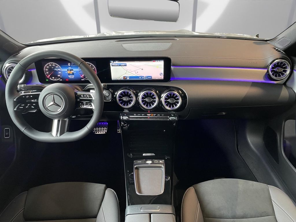 Mercedes-Benz CLA 220 2025