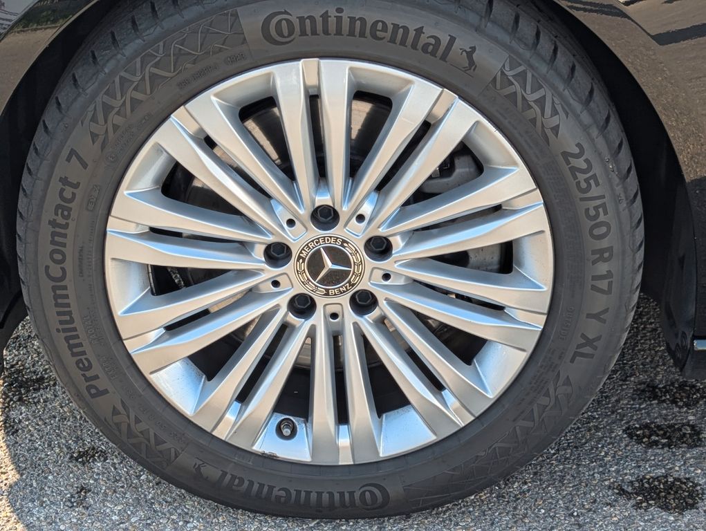 Mercedes-Benz C 300 2023