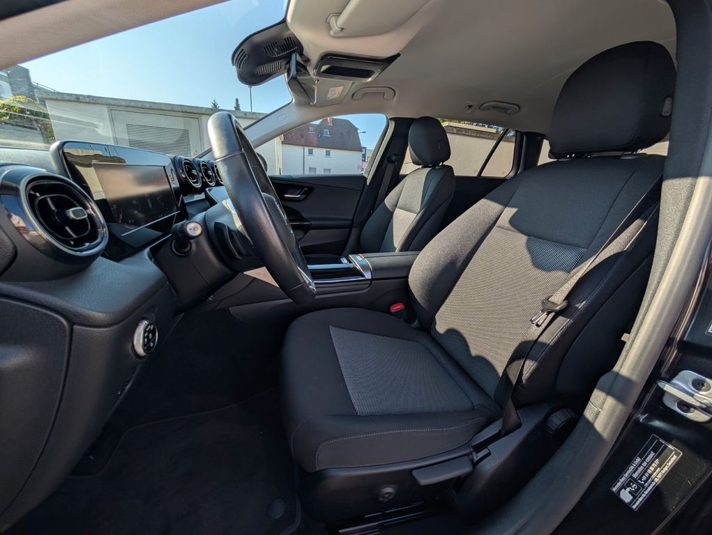 Mercedes-Benz C 300 2023