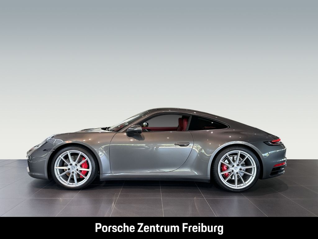 Porsche 992 2023