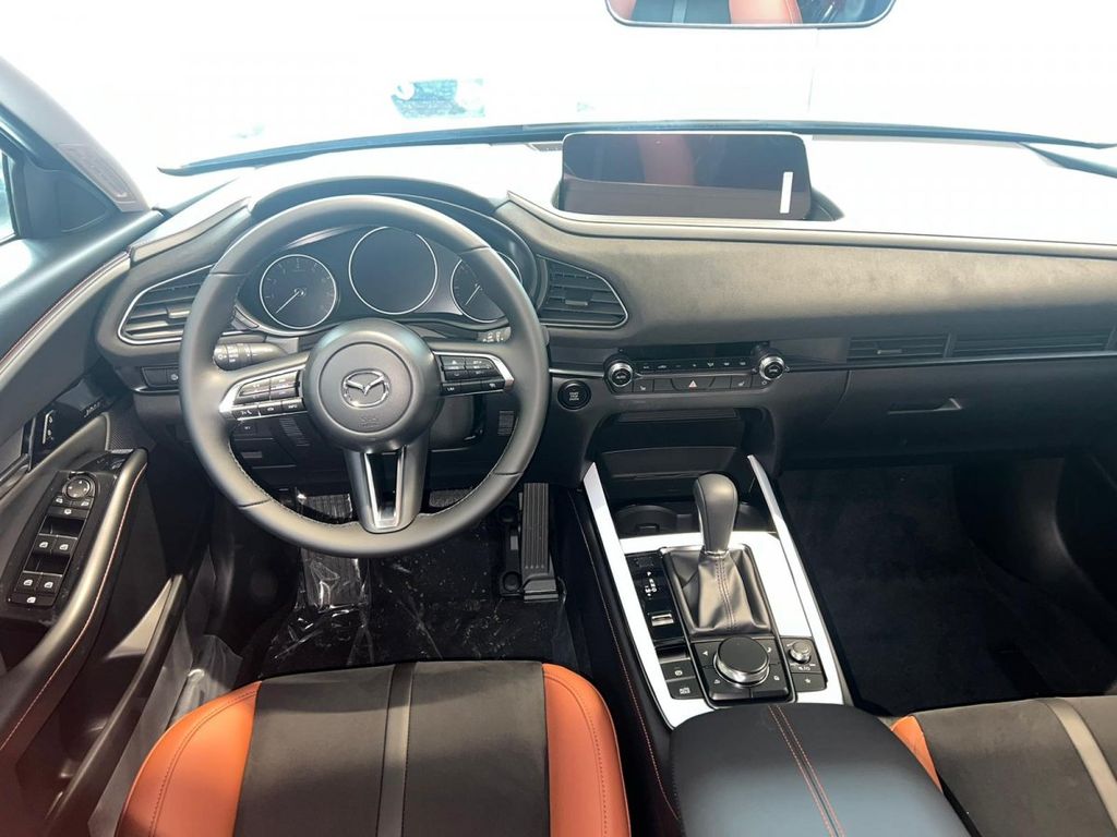 Mazda CX-30 2025