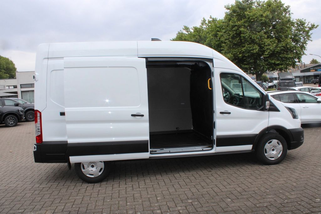 Ford Transit 2025