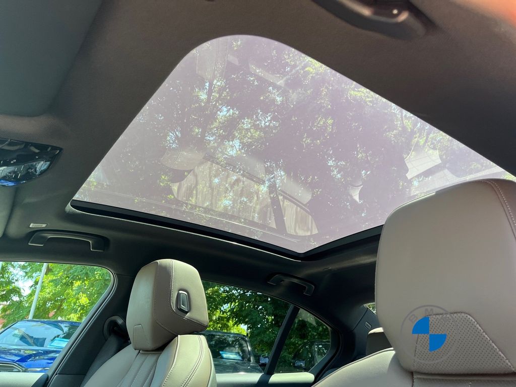 BMW i5 2024