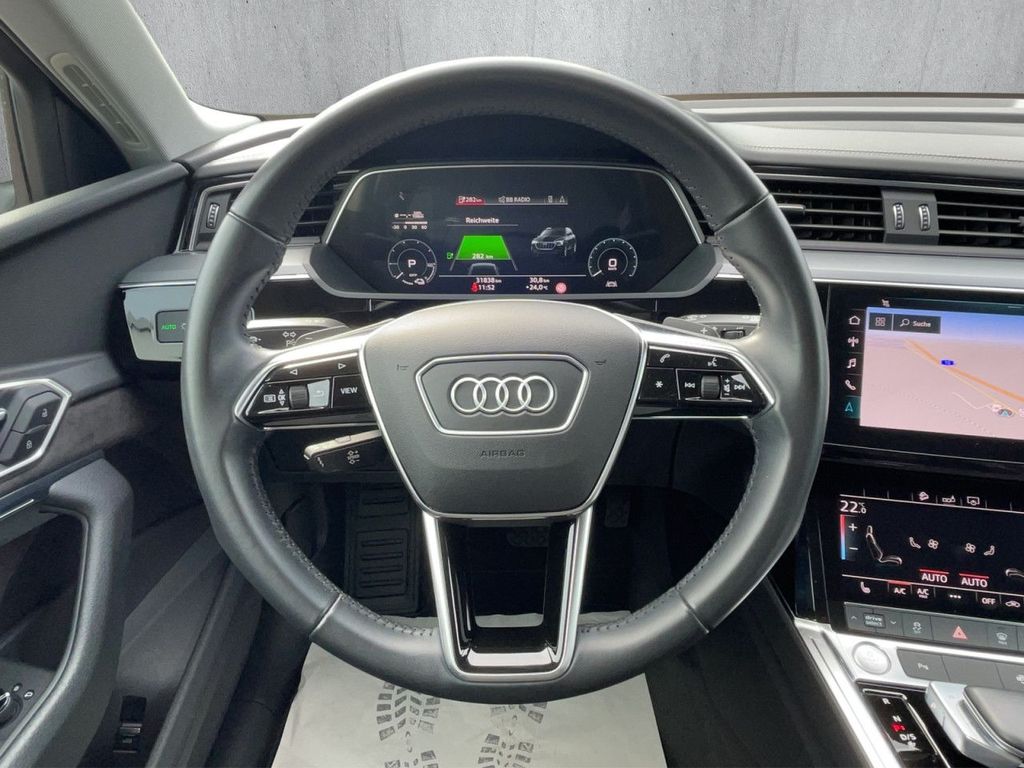 Audi e-tron 2019