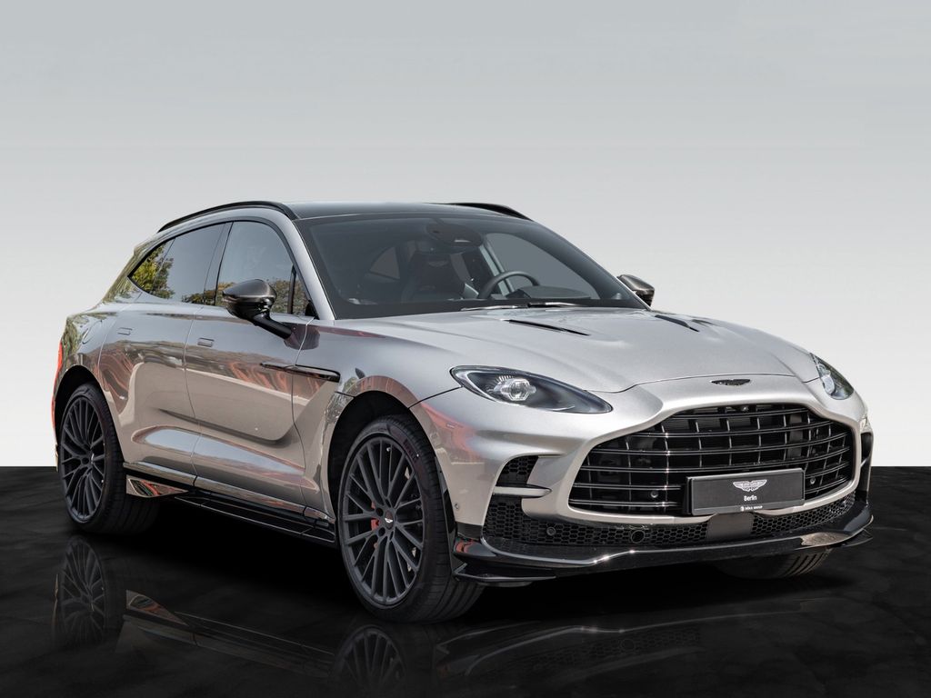 Aston Martin DBX 2025