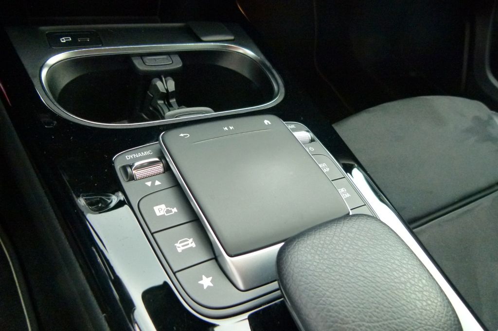 Mercedes-Benz A 250 2021
