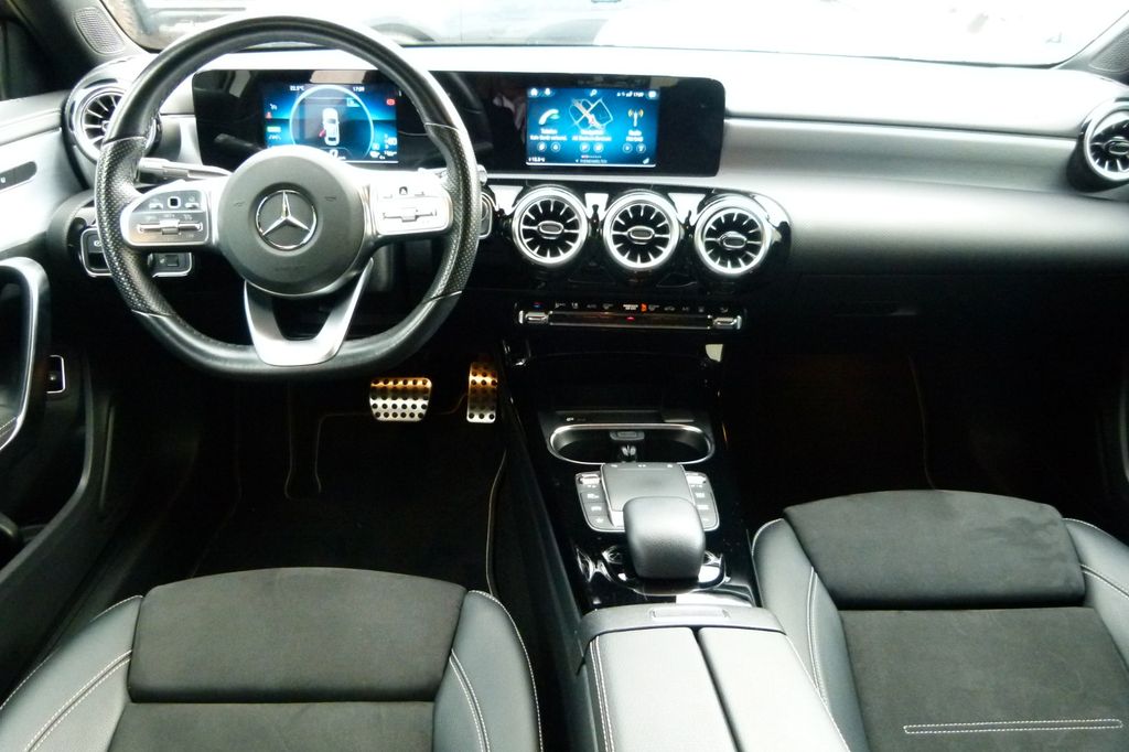 Mercedes-Benz A 250 2021
