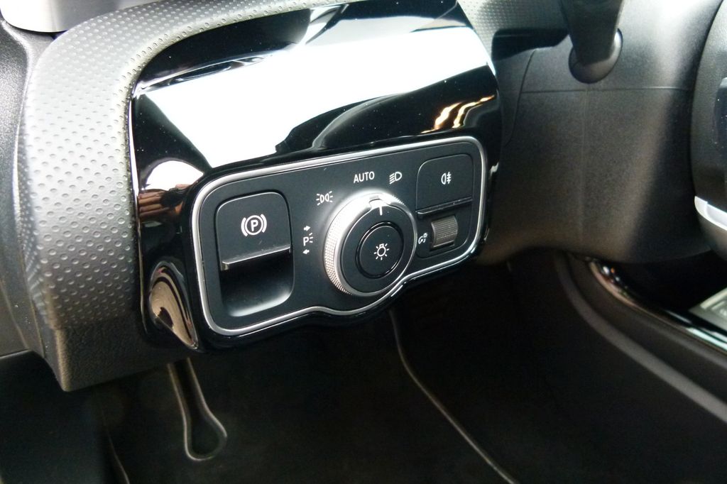 Mercedes-Benz A 250 2021