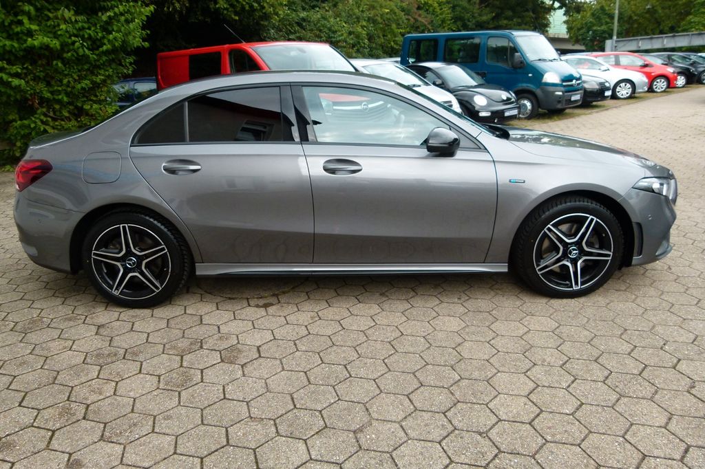 Mercedes-Benz A 250 2021