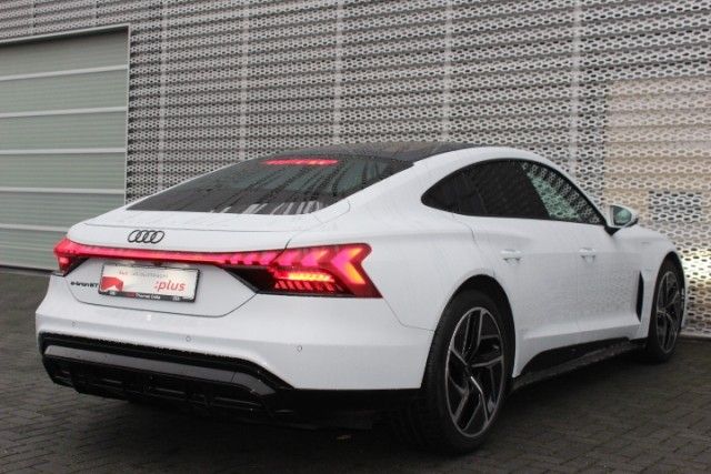 Audi e-tron GT 2021