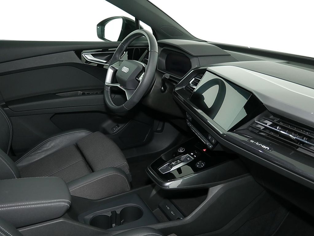 Audi Q4 e-tron 2023