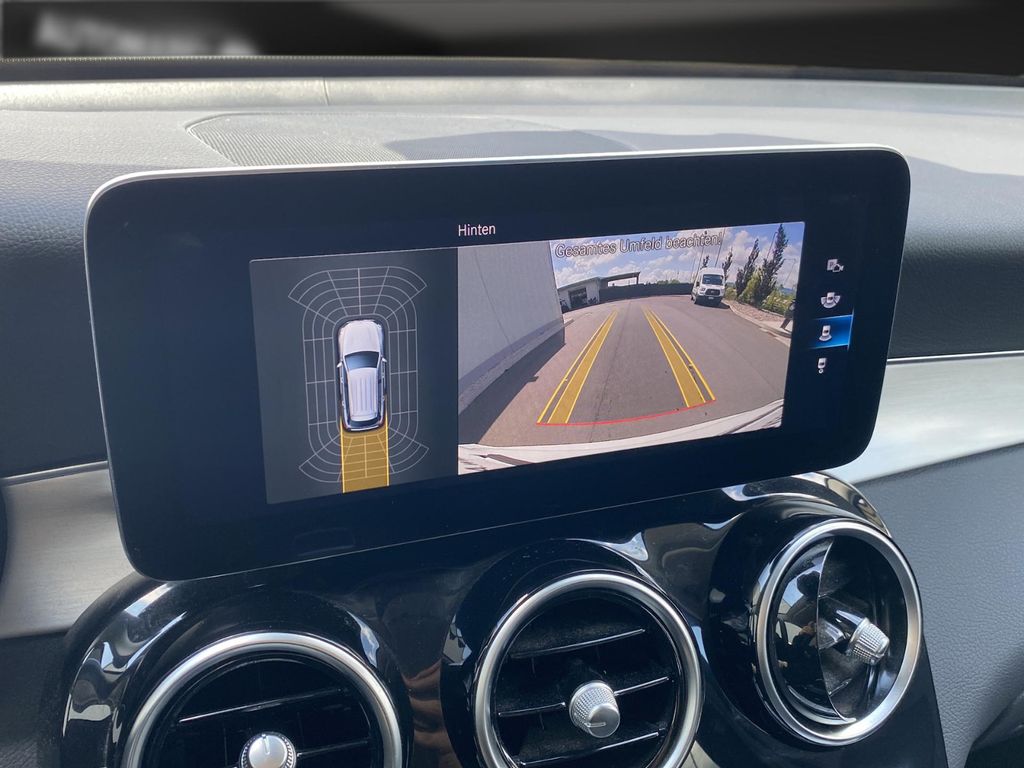 Mercedes-Benz GLC 300 2021