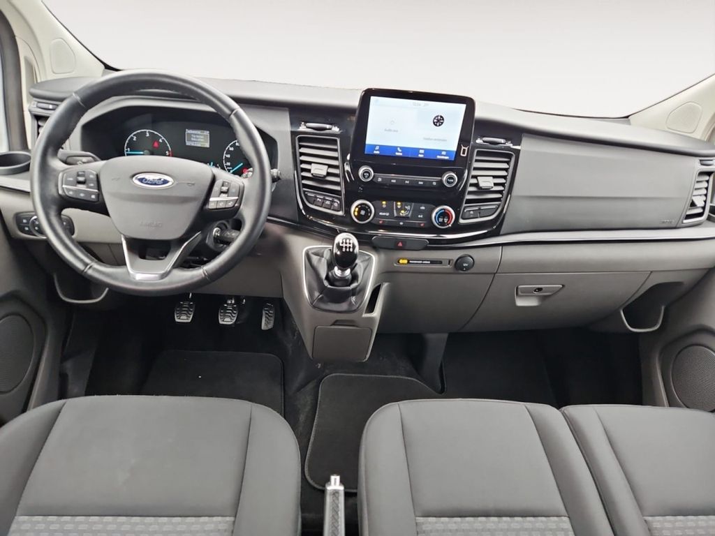 Ford Tourneo Custom 2022