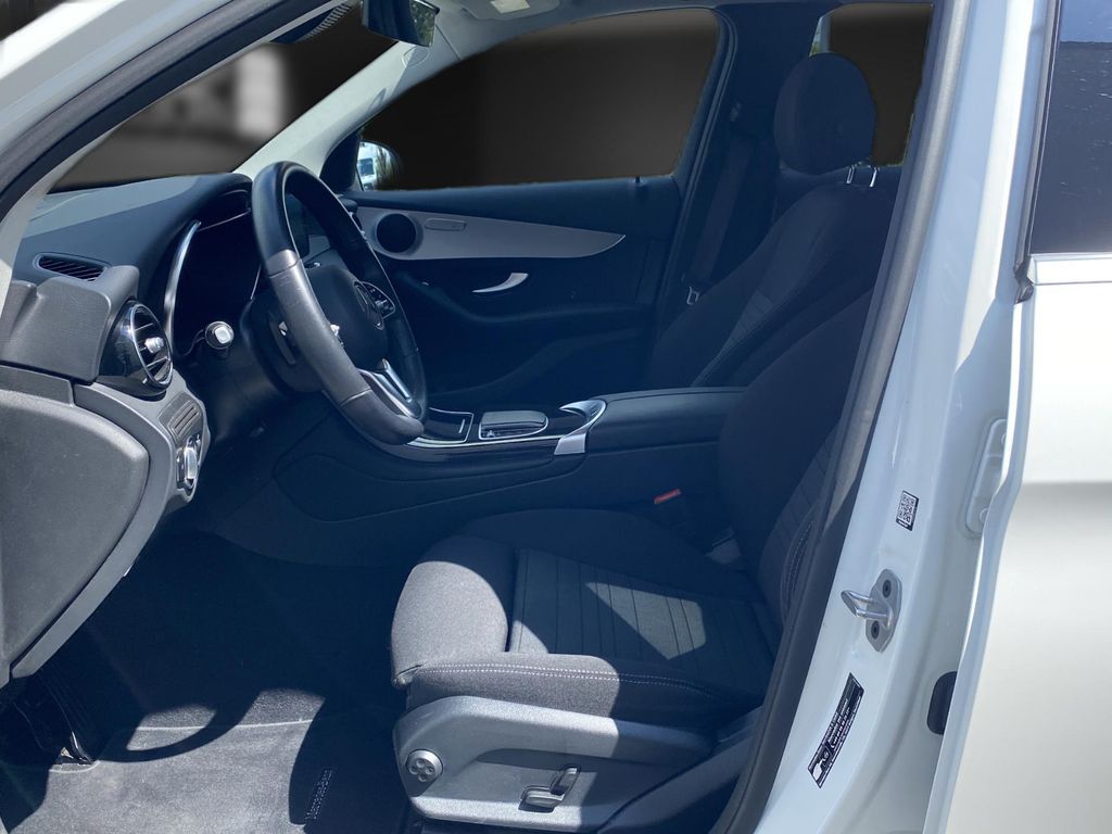 Mercedes-Benz GLC 300 2021