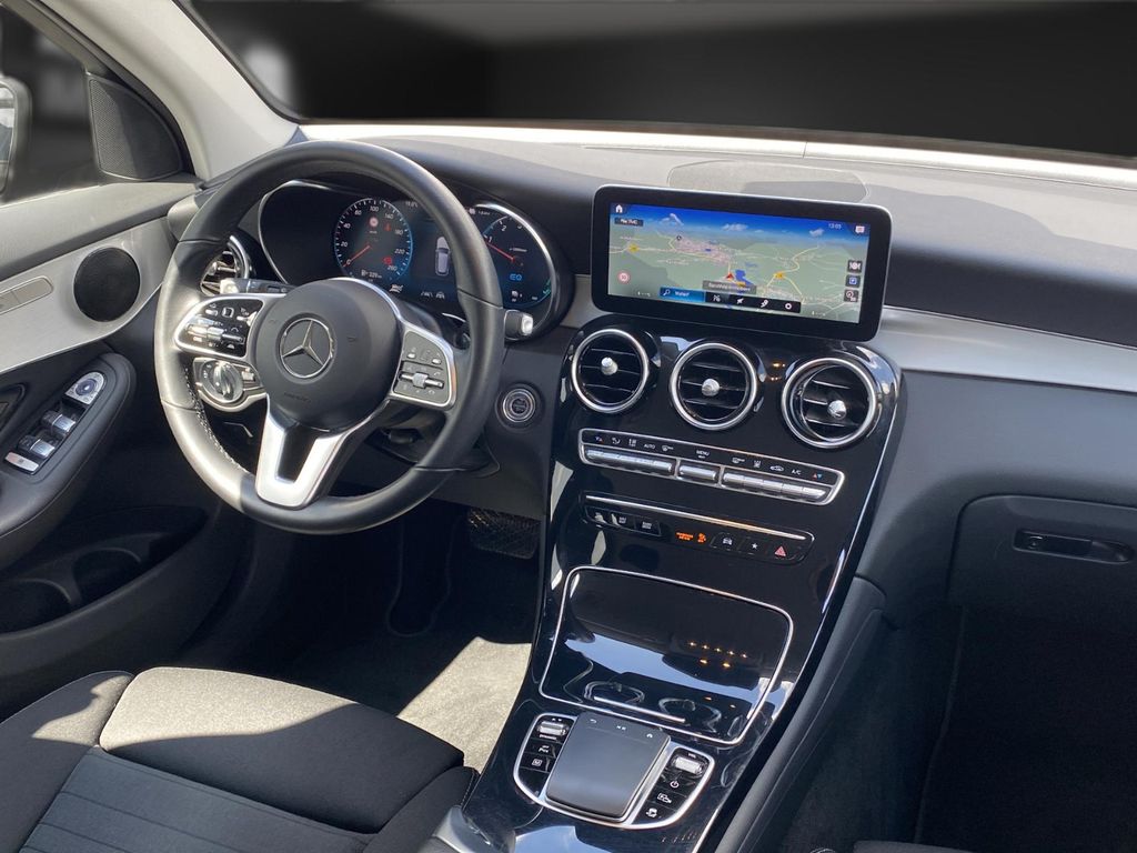 Mercedes-Benz GLC 300 2021