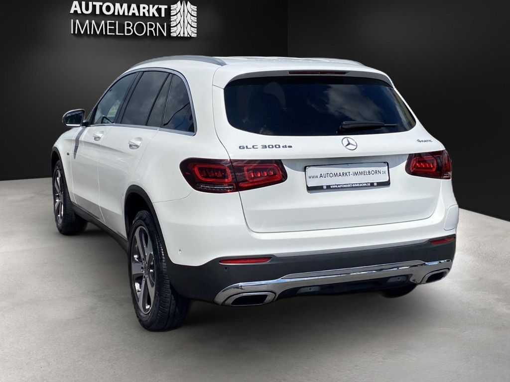 Mercedes-Benz GLC 300 2021