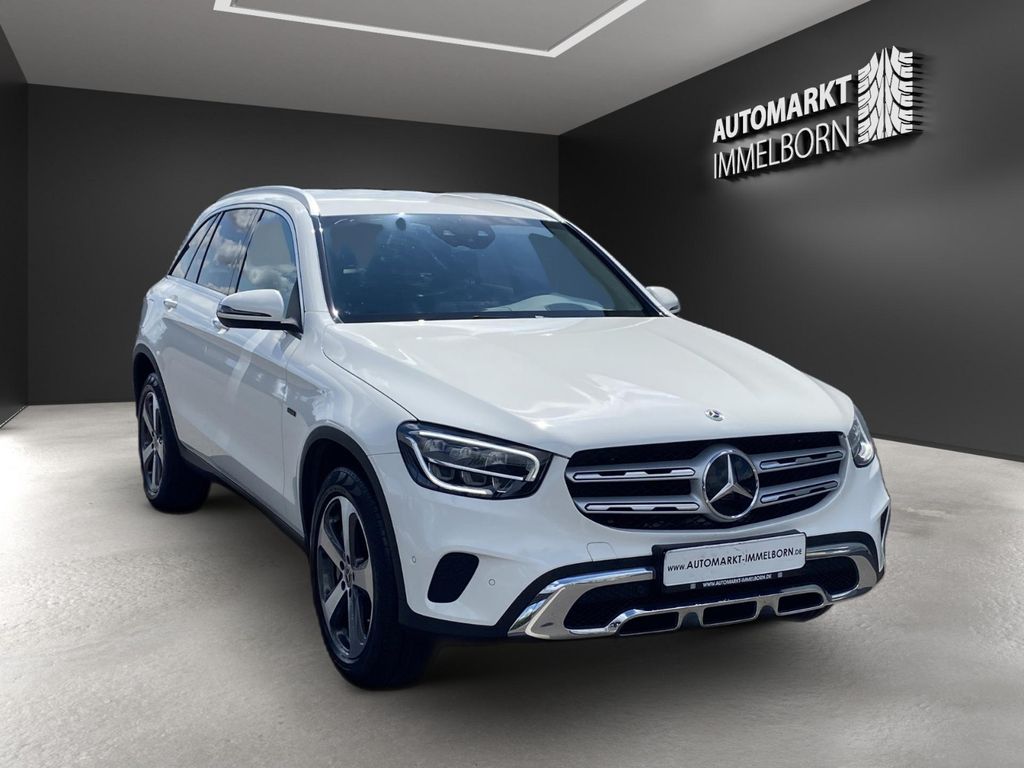 Mercedes-Benz GLC 300 2021
