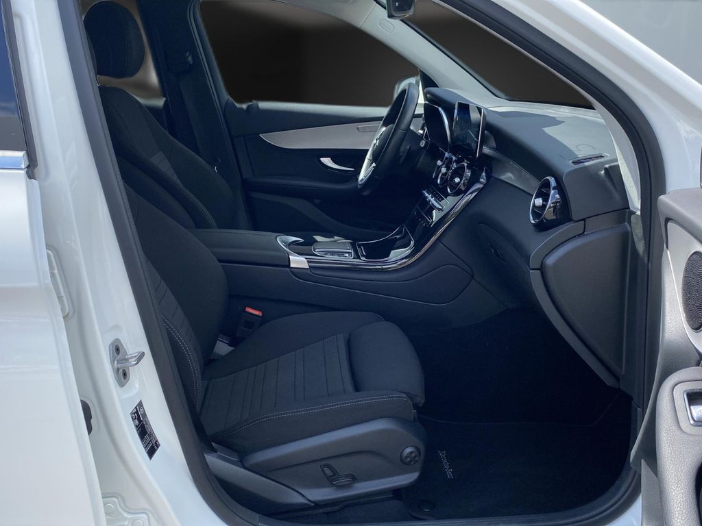 Mercedes-Benz GLC 300 2021