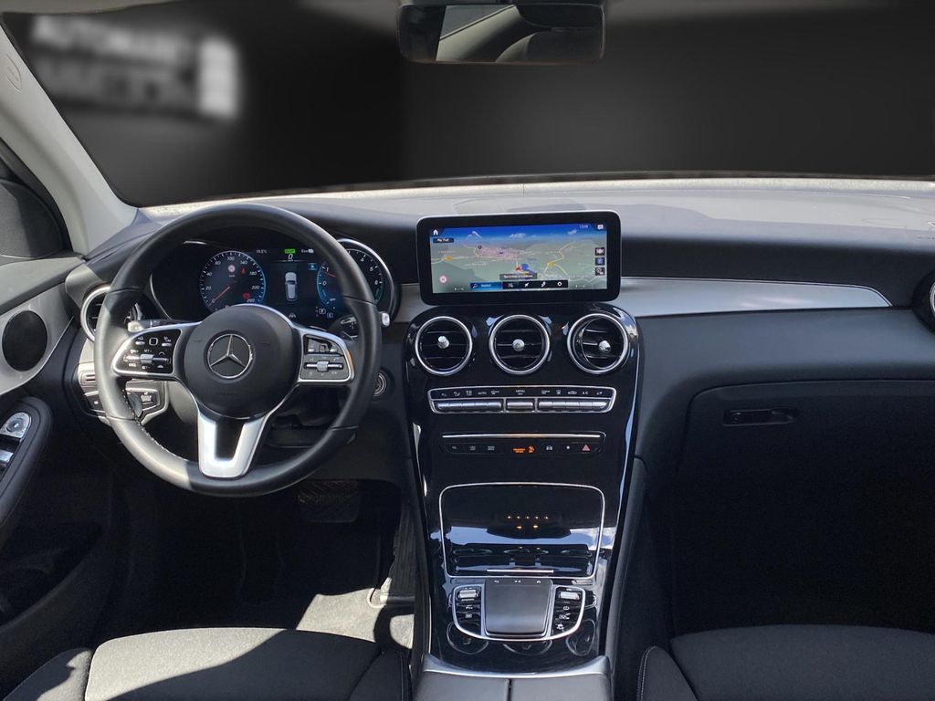 Mercedes-Benz GLC 300 2021