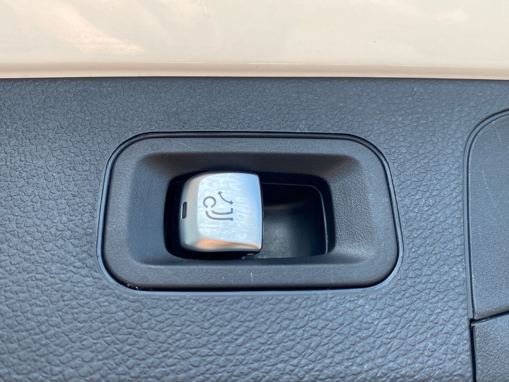 Mercedes-Benz GLC 300 2021