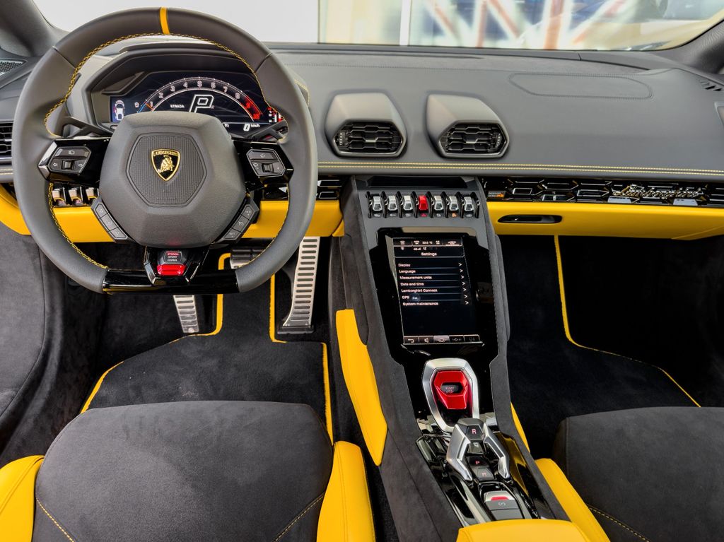 Lamborghini Huracán 2024