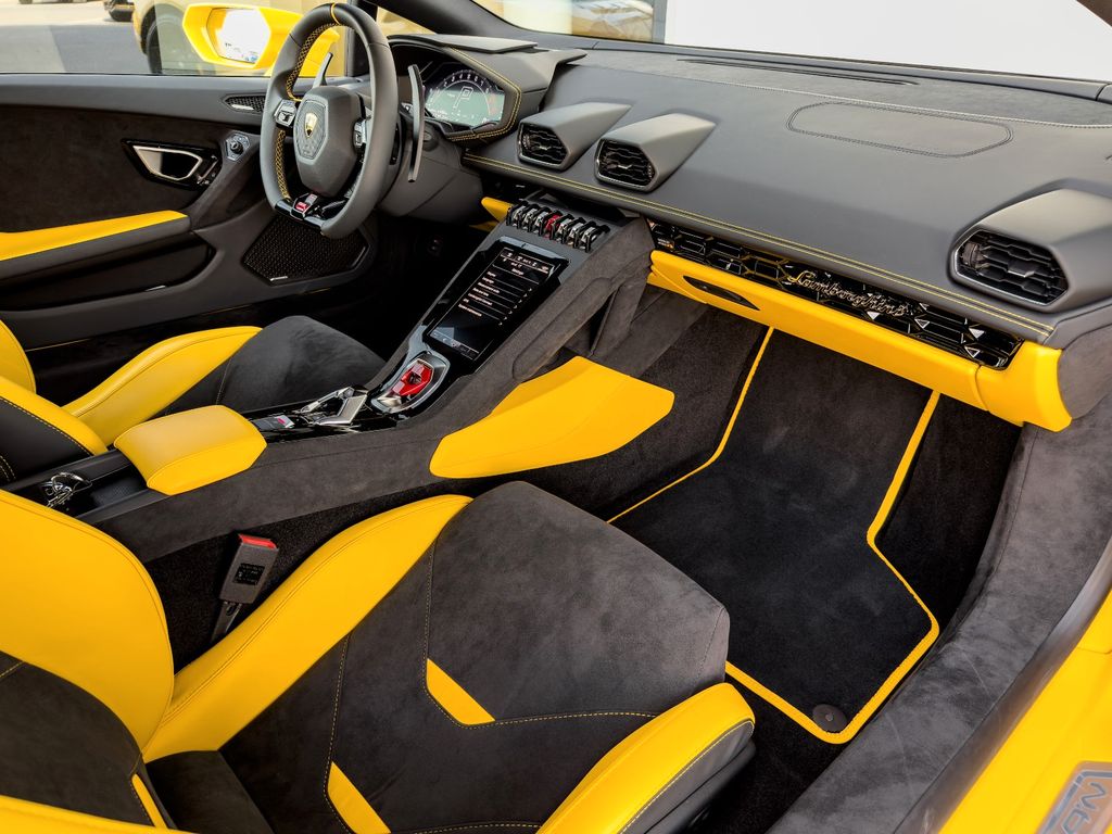 Lamborghini Huracán 2024