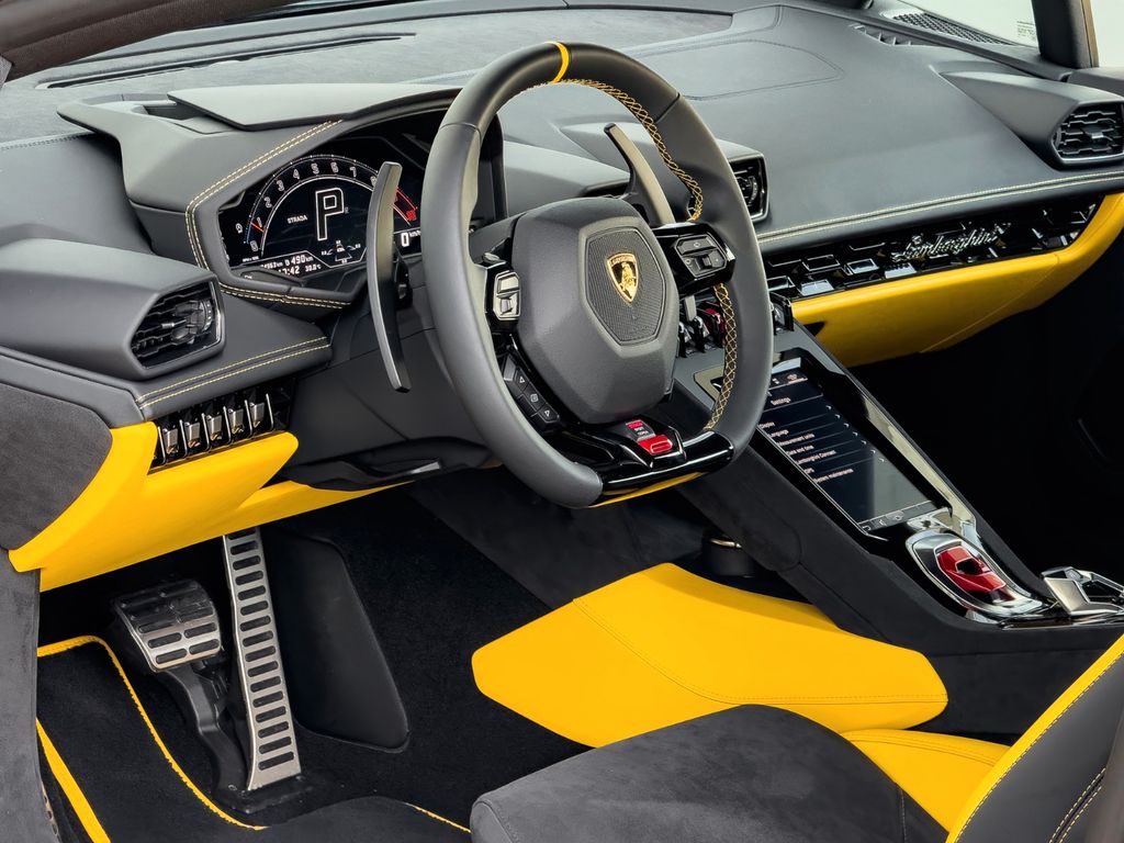 Lamborghini Huracán 2024