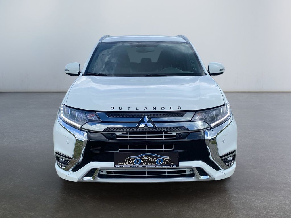 Mitsubishi Outlander 2021
