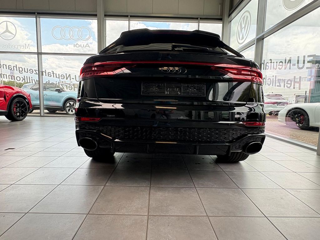 Audi RSQ8 2023