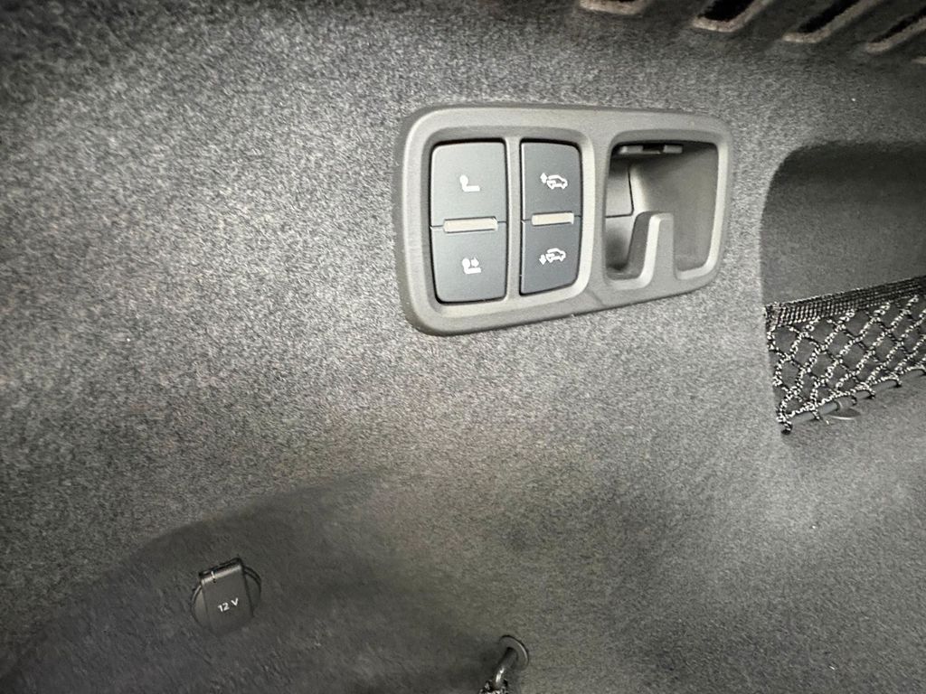 Audi RSQ8 2023