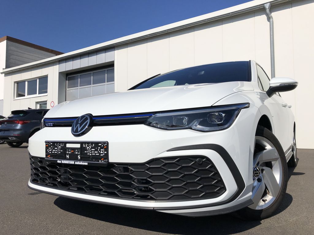 Volkswagen Golf 2021