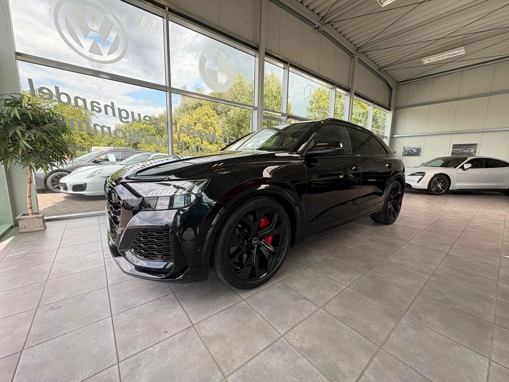 Audi RSQ8 2023