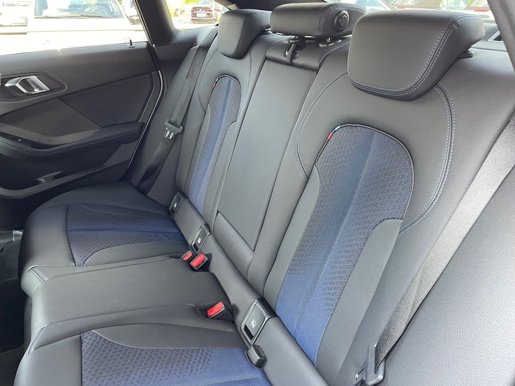 BMW 218 Gran Coupé 2024