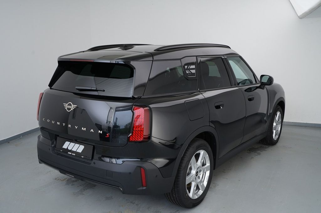 MINI Other 2024
